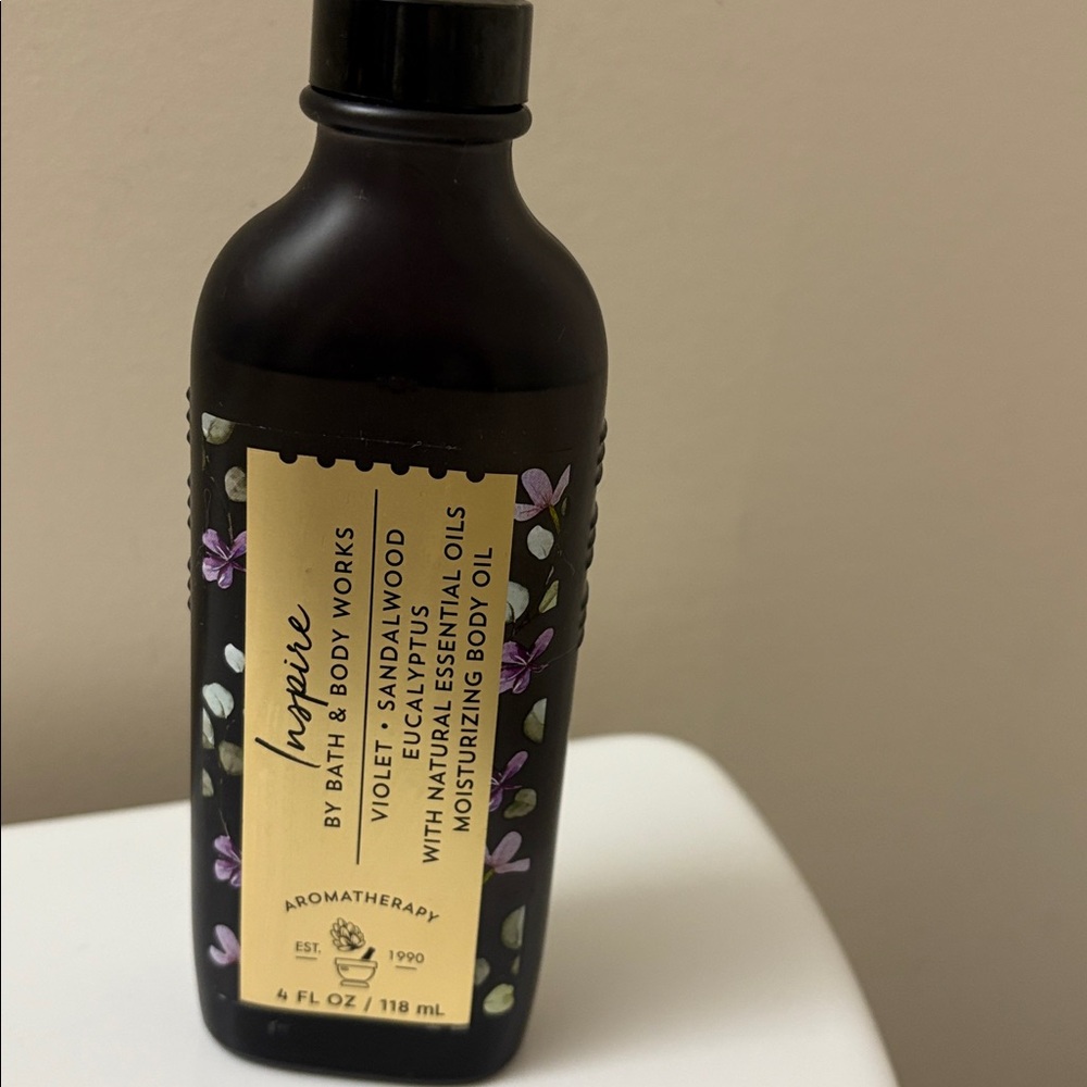 Bath & Body Works Inspire Violet Sandalwood Eucalyptus body oil 4 fl oz NEW